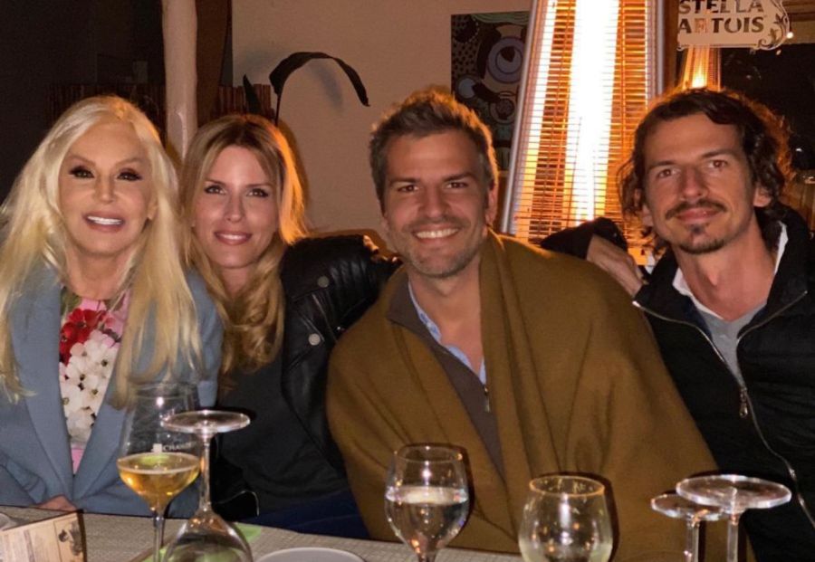 Susana Gimenez y sus hermanos.