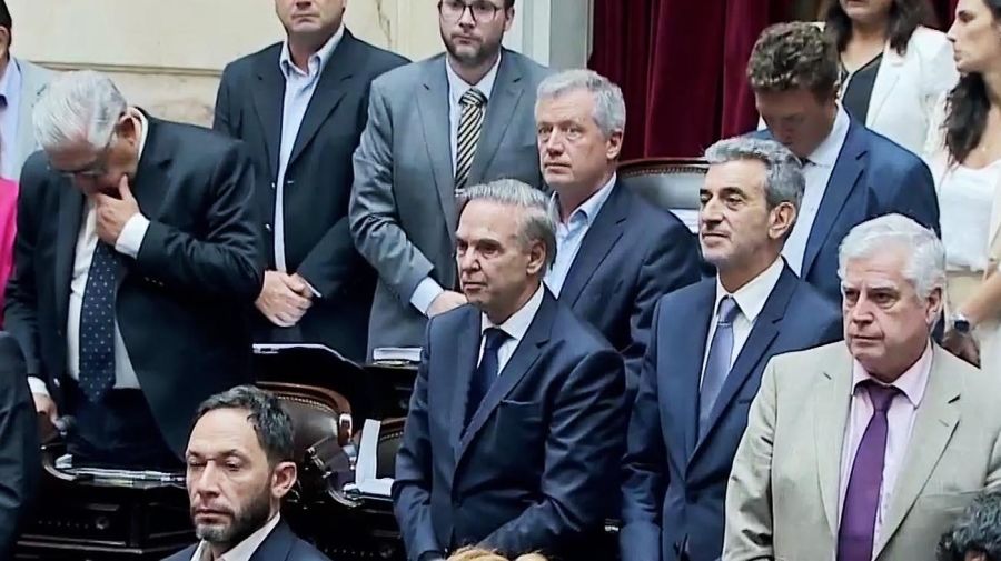 minuto de silencio en Diputados por Sebastián Piñera