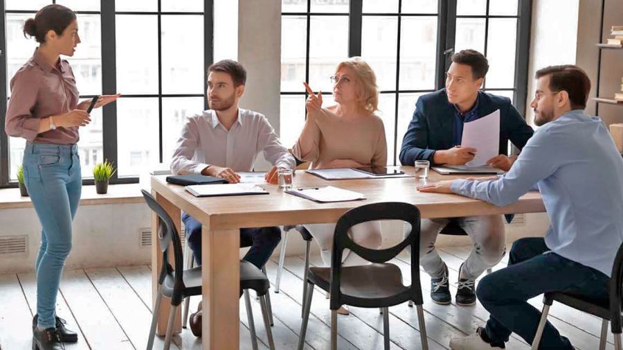 20230210_mujer_genero_trabajo_shutterstock_g