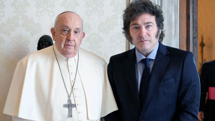 El encuentro entre Milei y el Papa en la sede del Vaticano.