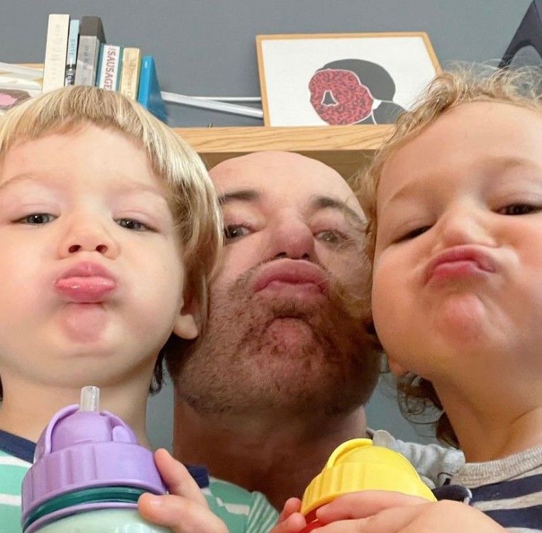 Germán Martitegui con sus hijos