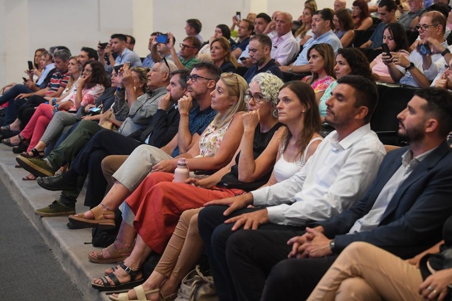 Asistentes a la convocatoria por el dengue en Córdoba