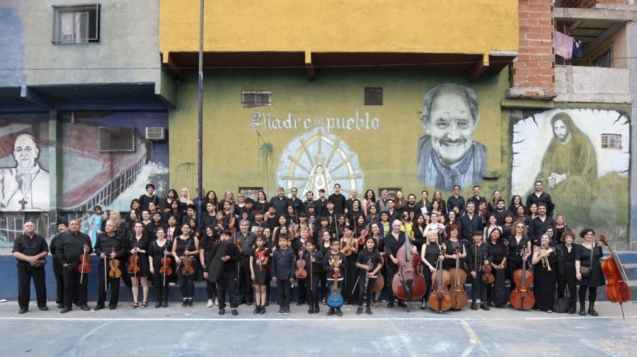 Escuela de música para niños y adolescentes del Centro Artístico Solidario Argentino