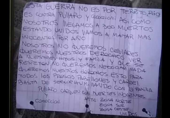El mensaje dejado por los asesinos del playero de una estación de servicio en Rosario.