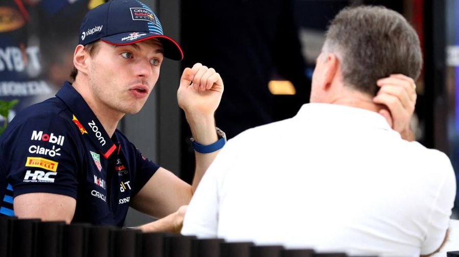 Max Verstappen junto a Christian Horner