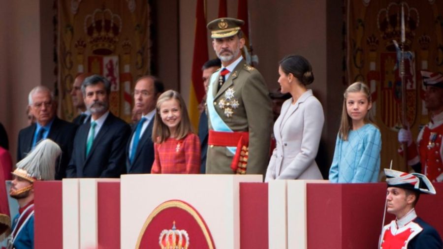 Letizia Ortiz, Felipe VI, Infanta Sofía y Leonor 