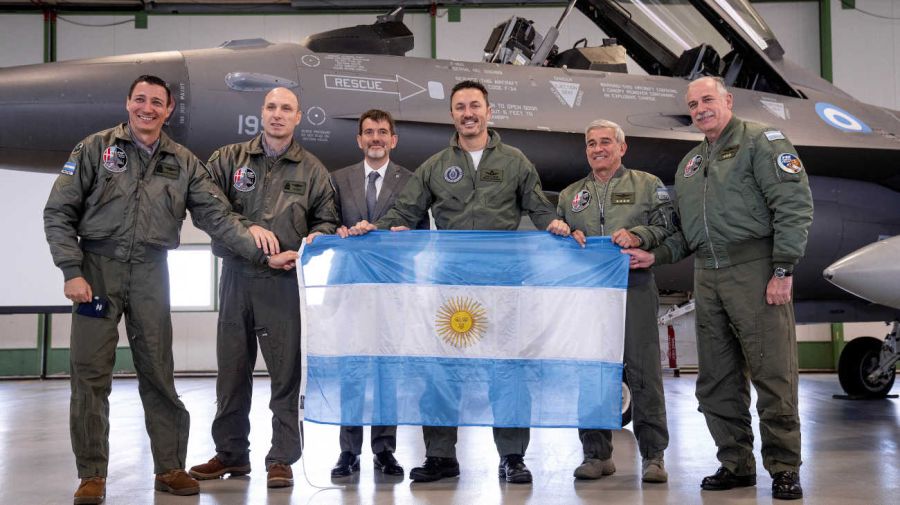 Luis Petri Firmamos la compra de los F-16 20240416