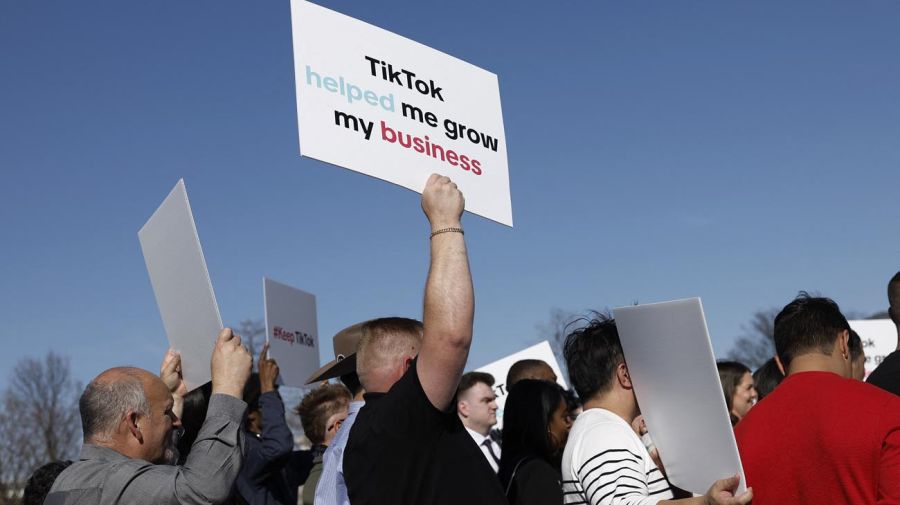 Avanza la ley para prohibir Tik Tok en los Estados Unidos