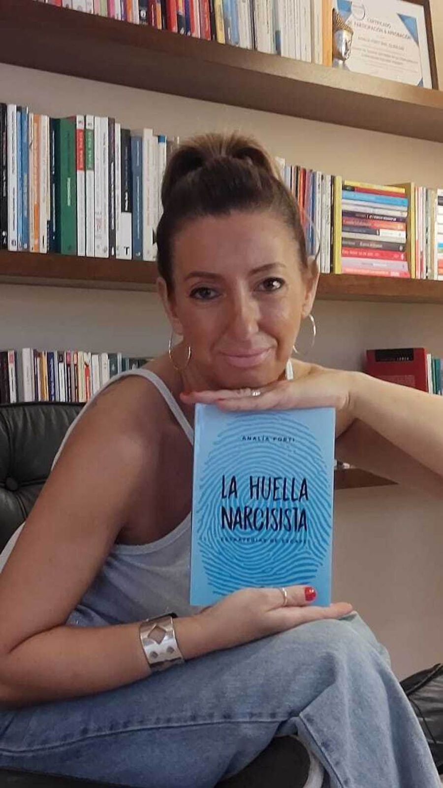  La Lic. Analía Forti presentará su nuevo libro en la 48° Feria Internacional del Libro. 