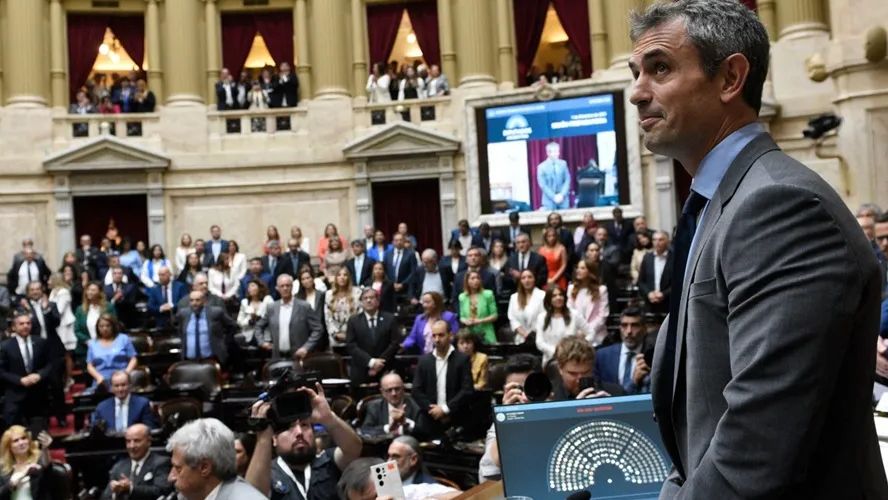 Martín Menem en la cámara de Diputados
