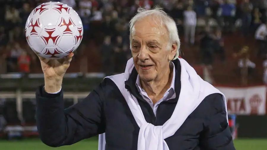 César Luis Menotti