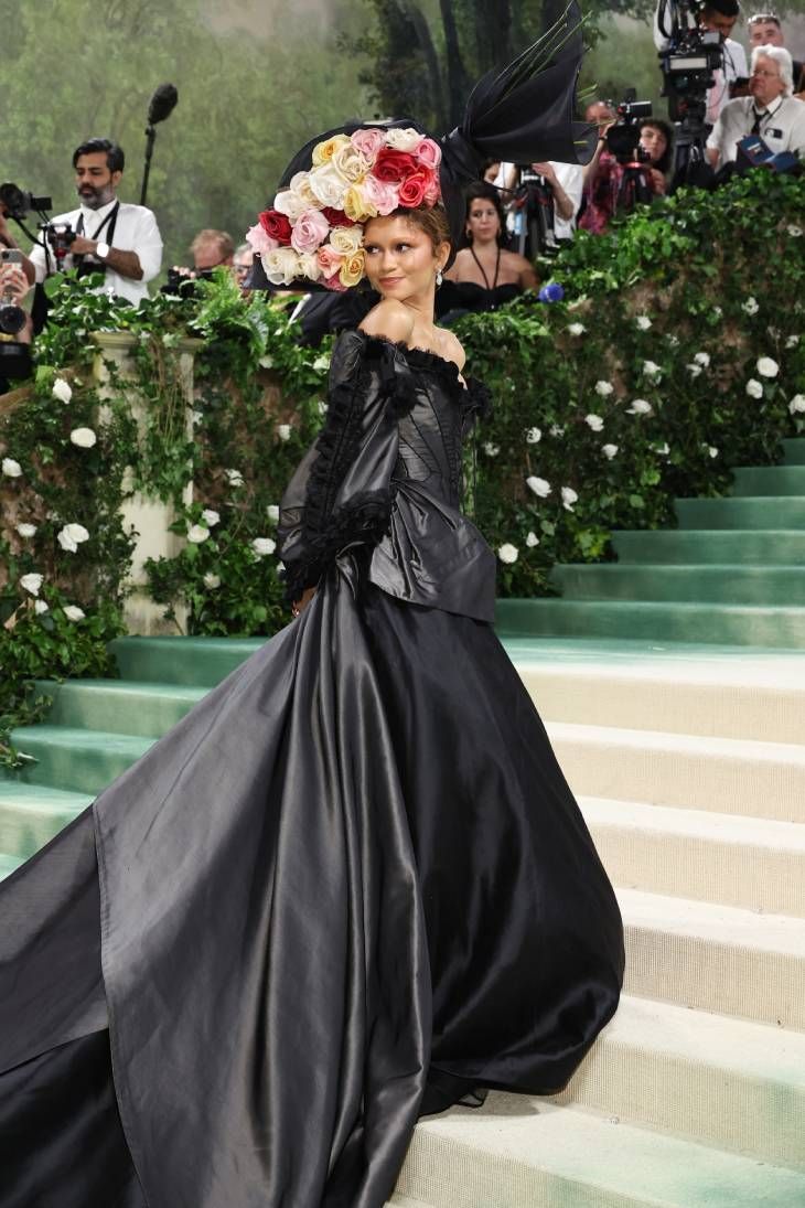 Zendaya y Uma Thurman en la Met Gala 2024 