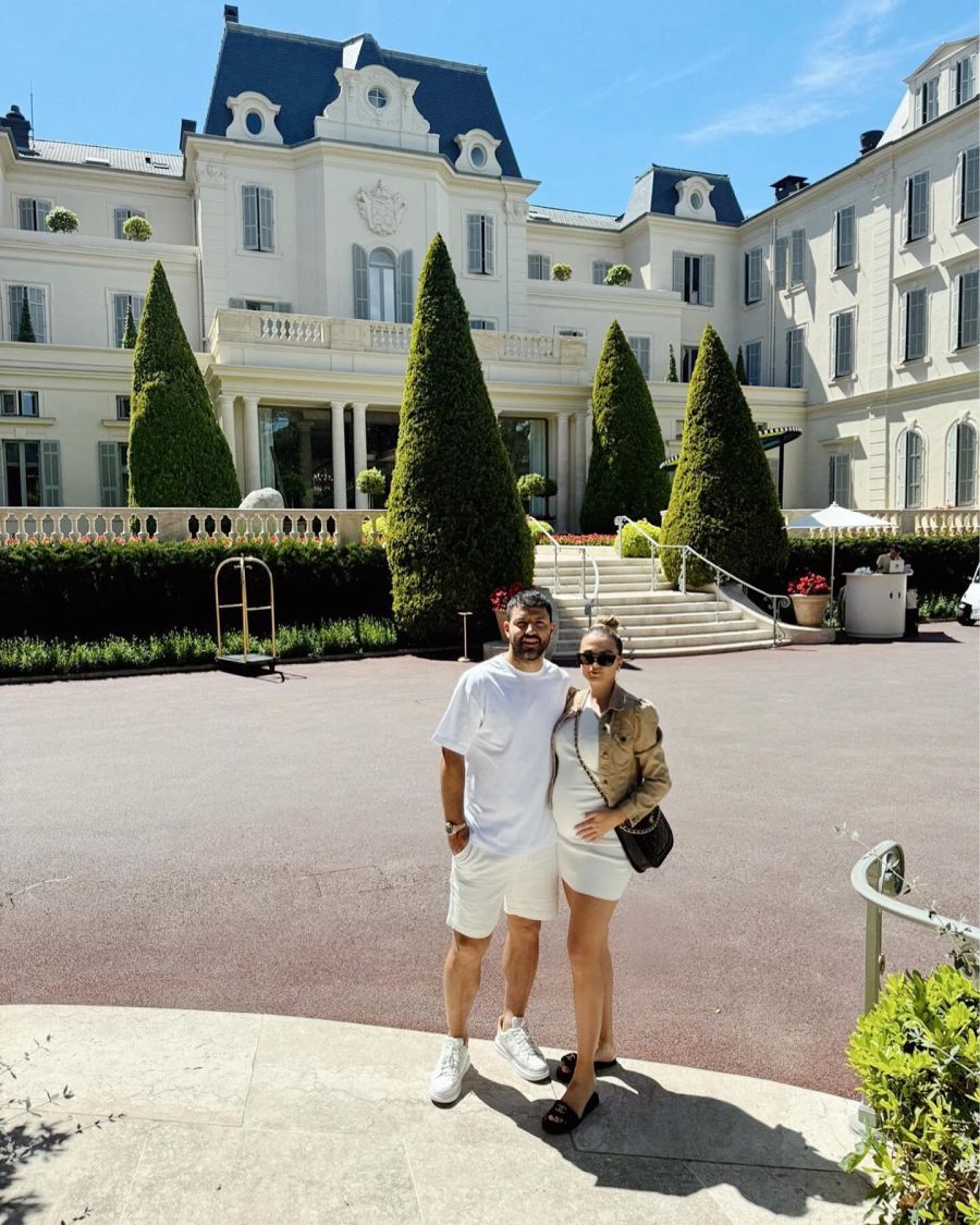 Las lujosas vacaciones por Europa del Kun Agüero y Sofía Calzetti en pleno embarazo