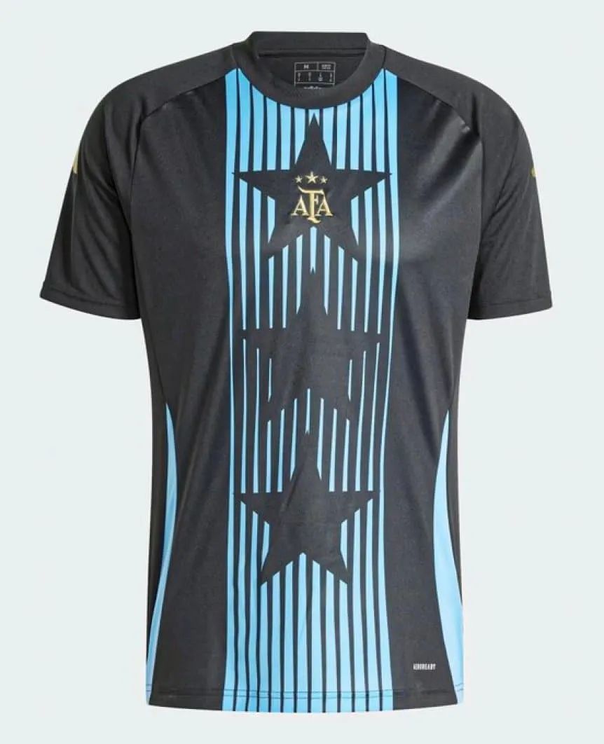 La nueva camiseta pre-match de la Selección Argentina