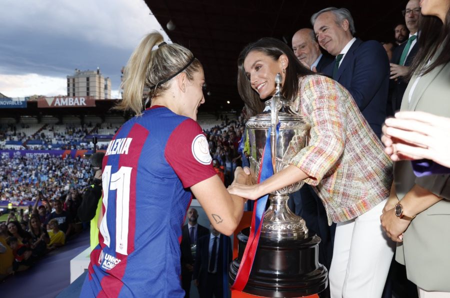 Así fue el look de Letizia Ortiz en la final de la Copa de Su Majestad la Reina