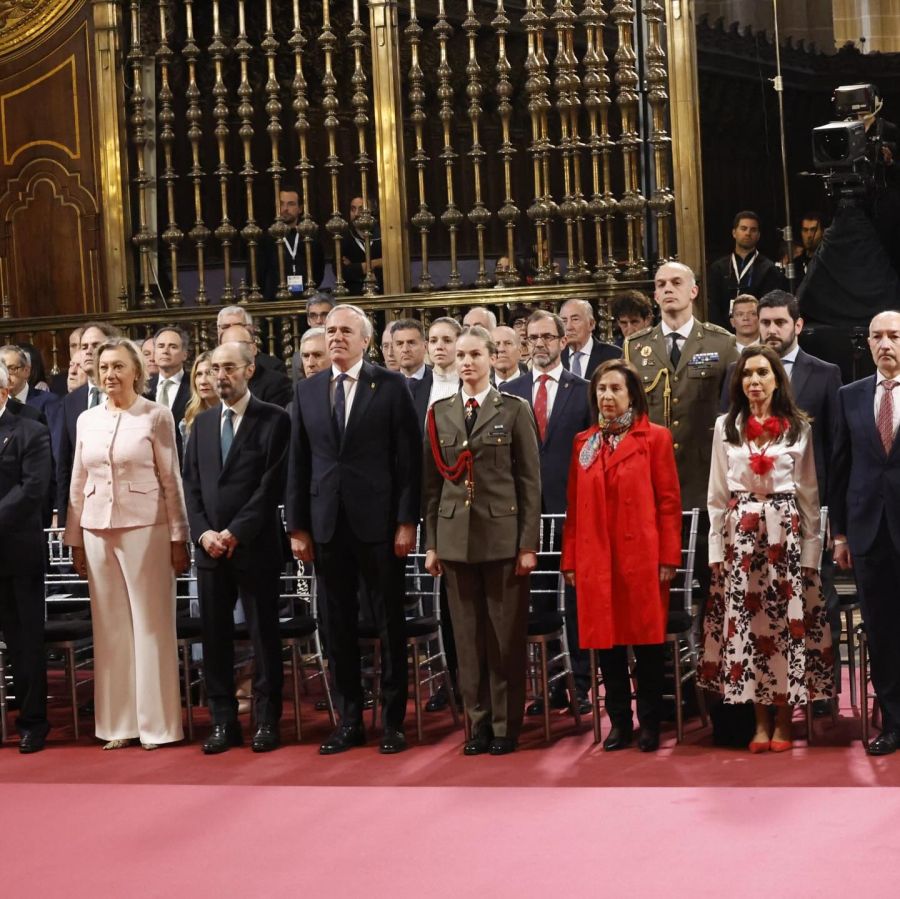 La Princesa Leonor se despidió emocionada de su preparación militar en Zaragoza