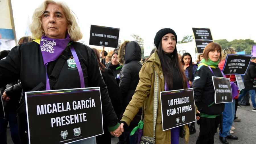 Marcha de Ni Una Menos en el Congreso 20240603