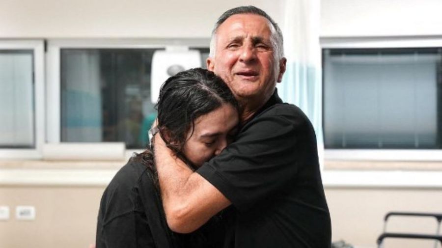 Noa Argamani, una de las rehenes liberadas en Gaza