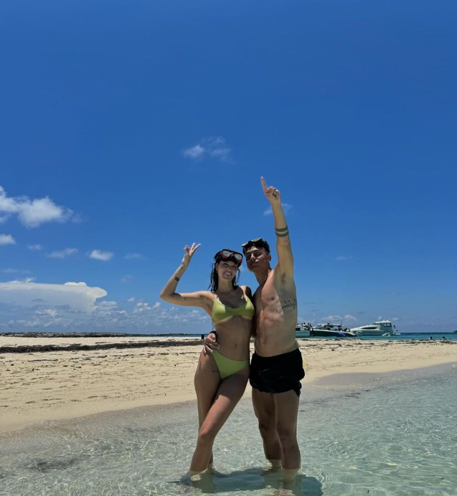 La increíbles fotos de las vacaciones de Oriana Sabatini y Paulo Dybala en Bahamas