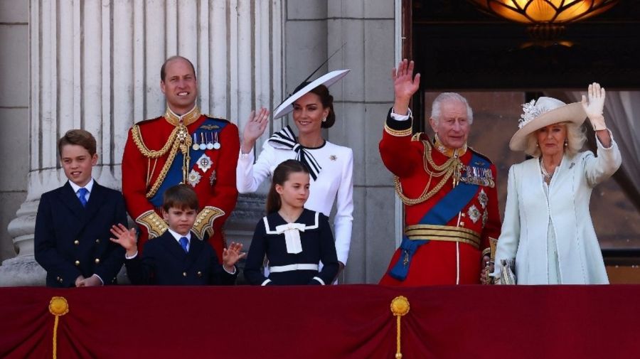 Reapareció Kate Middleton en el desfile por el cumpleaños de Carlos III