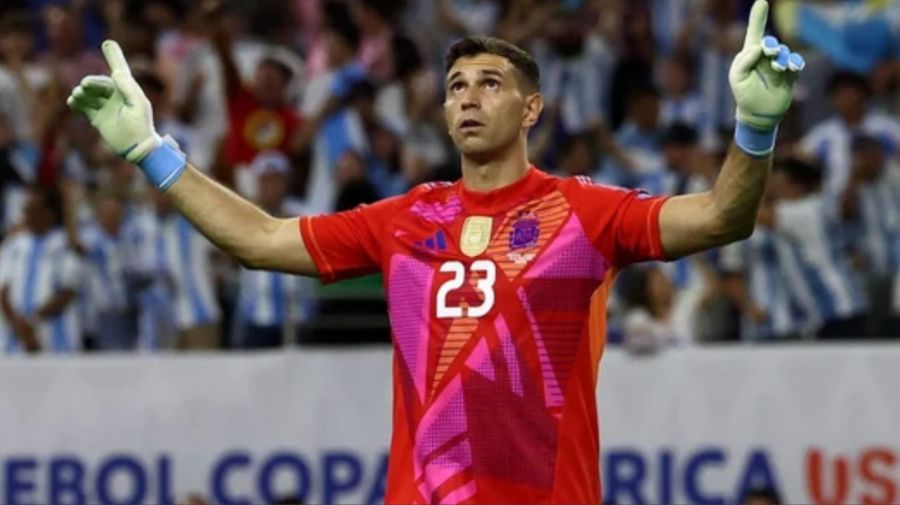 Dibu Martínez pase frustrado Manchester United