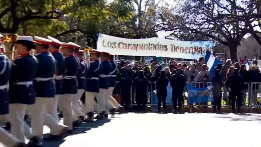 Polémica por una bandera en el desfile del 9 de Julio 20240709