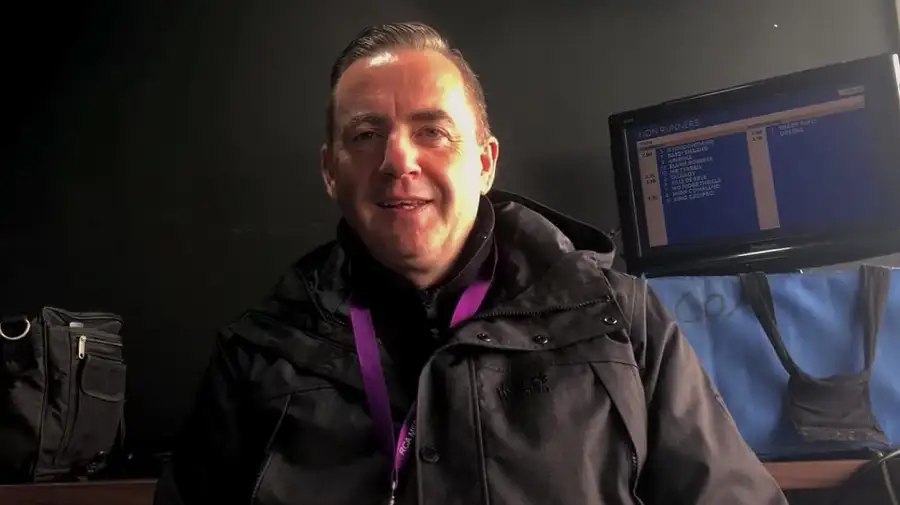 John Hunt, comentarista de la BBC