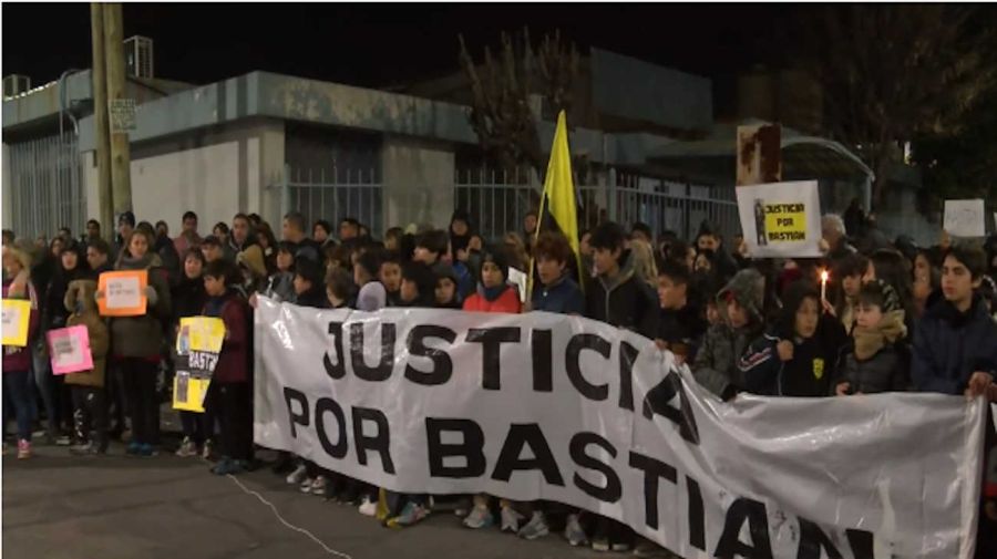 Bastián Escalante falleció tras quedar en medio de un tiroteo 20240711