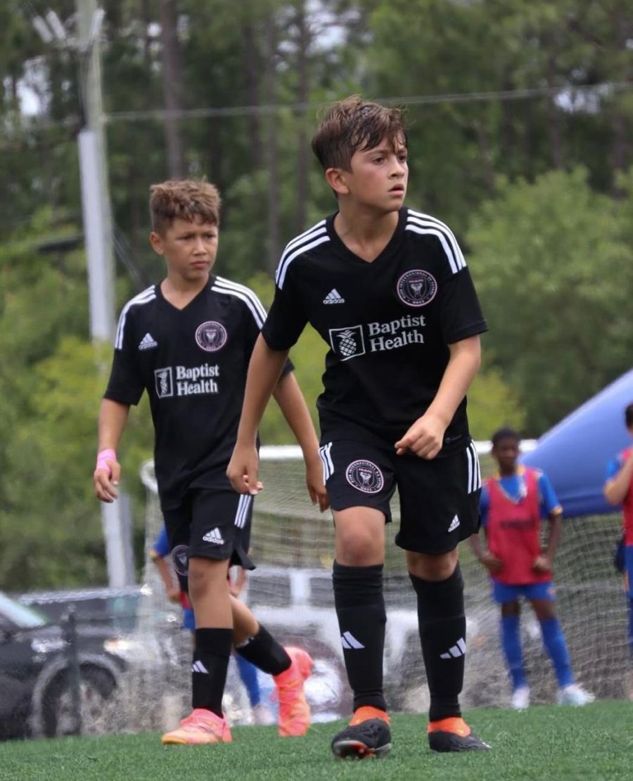 Thiago Messi y Benjamín Suárez