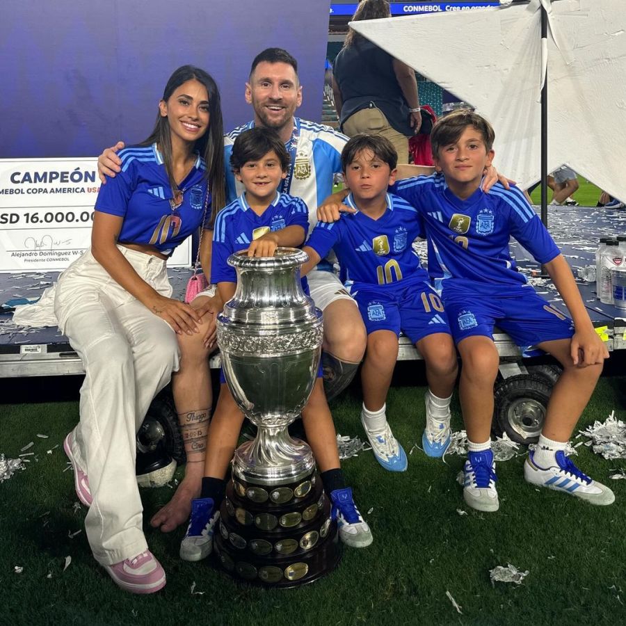 El romántico momento de Leo Messi y Antonela Roccuzzo tras la victoria de la Selección Argentina