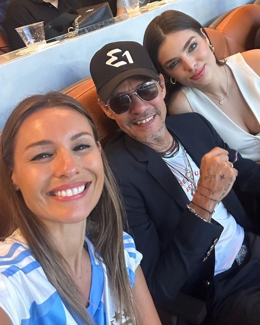 Pampita, Marc Anthony y Nadia Ferreira 