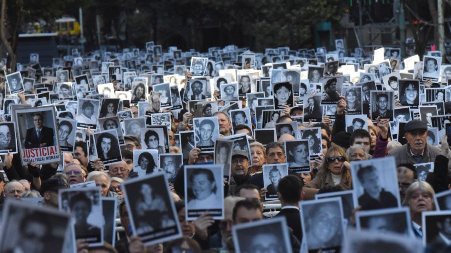Acto del 30 aniversario del atentado a la sede de AMIA