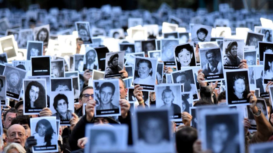 Acto del 30 aniversario del atentado a la sede de AMIA