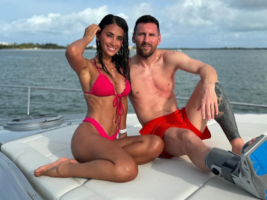 Antonela Roccuzzo y Lionel Messi disfrutan de sus vacaciones en un yate de lujo