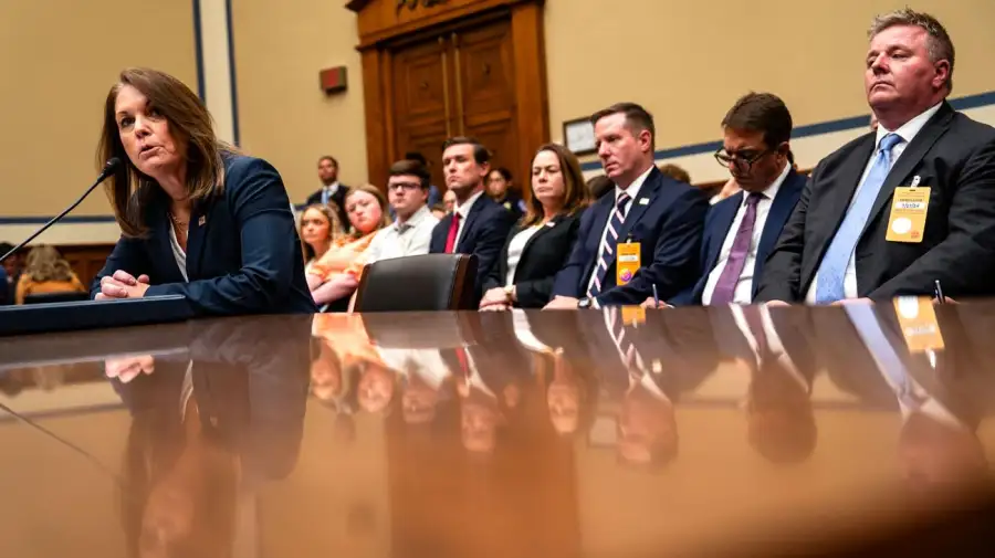 Kimberly Cheatle renuncia de la directora del Servicio Secreto de EE.UU