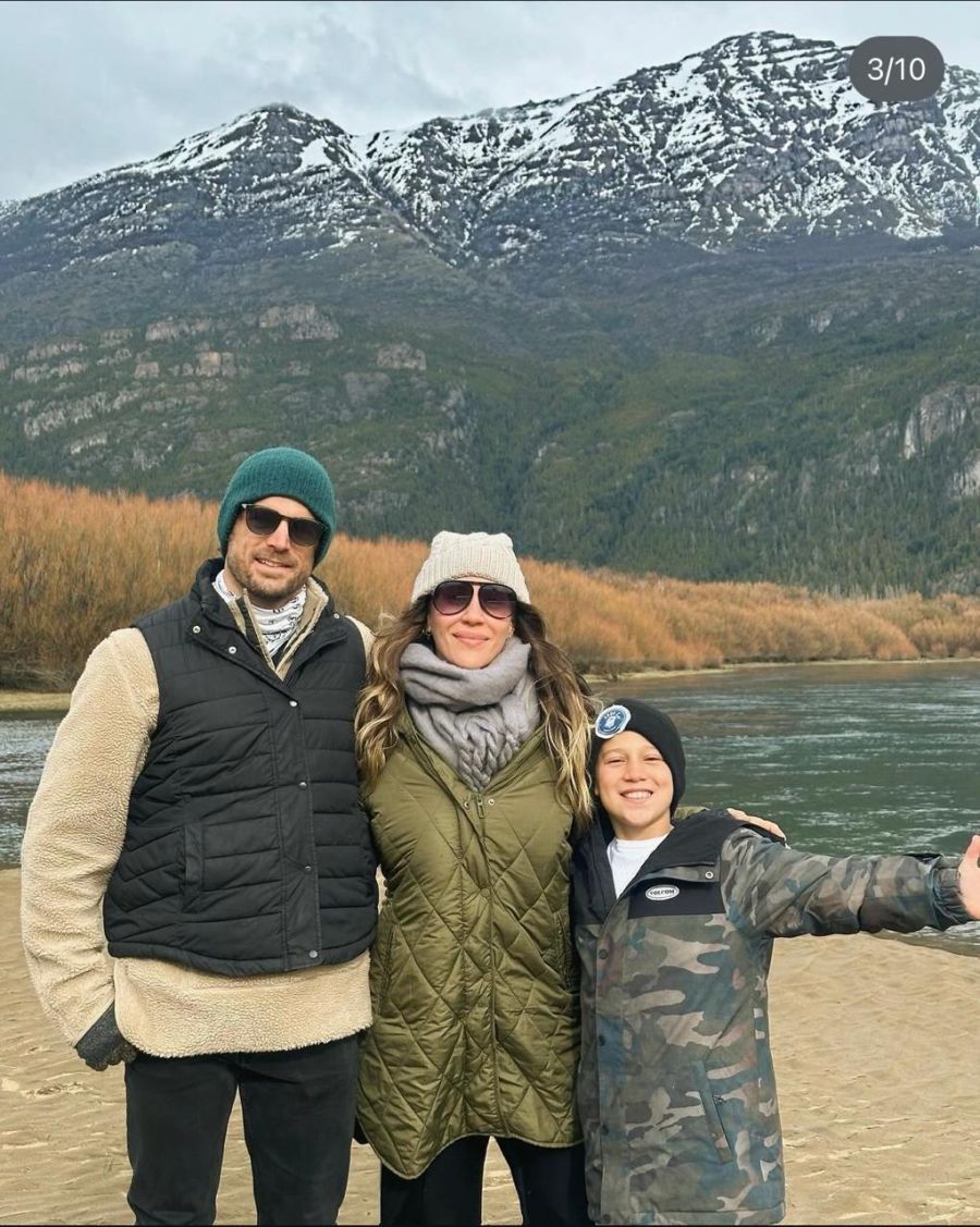 Las mejores fotos de Jimena Barón, su hijo Momo y su novio en la Patagonia