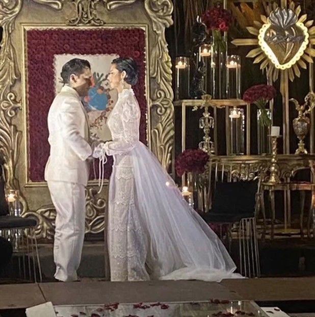 Cómo es el vestido que lució Ángela Aguilar en su casamiento con Christian Nodal