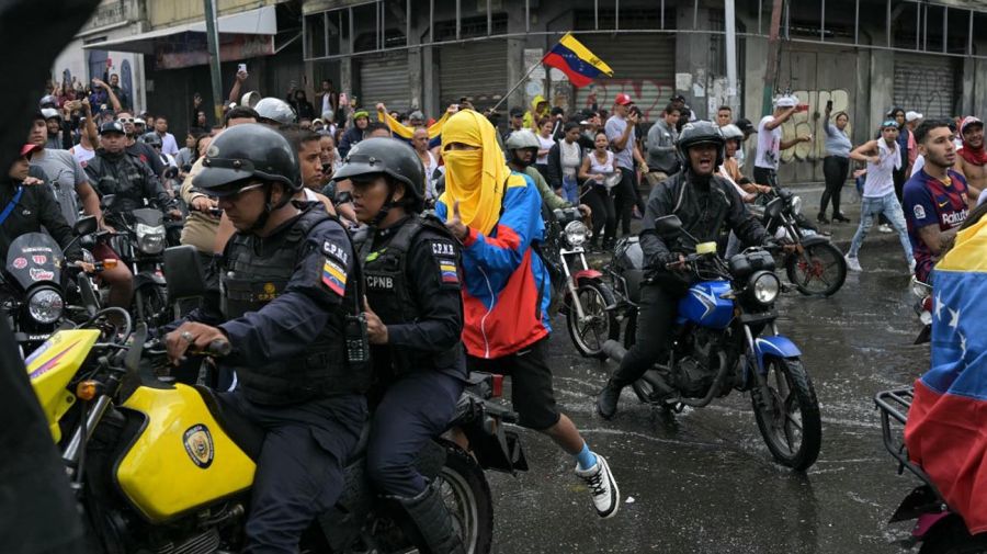 Protestas en Caracas contra un nuevo gobierno de Nicolás Maduro