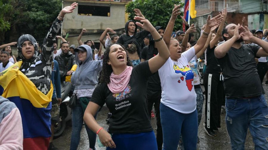 Protestas en Caracas contra un nuevo gobierno de Nicolás Maduro