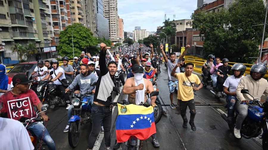 Protestas en Caracas contra un nuevo gobierno de Nicolás Maduro