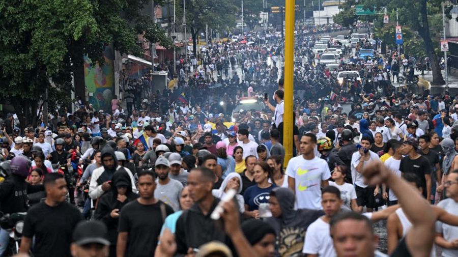 Protestas en Caracas contra un nuevo gobierno de Nicolás Maduro