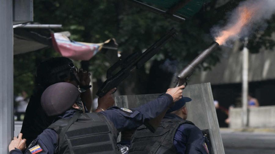 Protestas en Caracas contra un nuevo gobierno de Nicolás Maduro