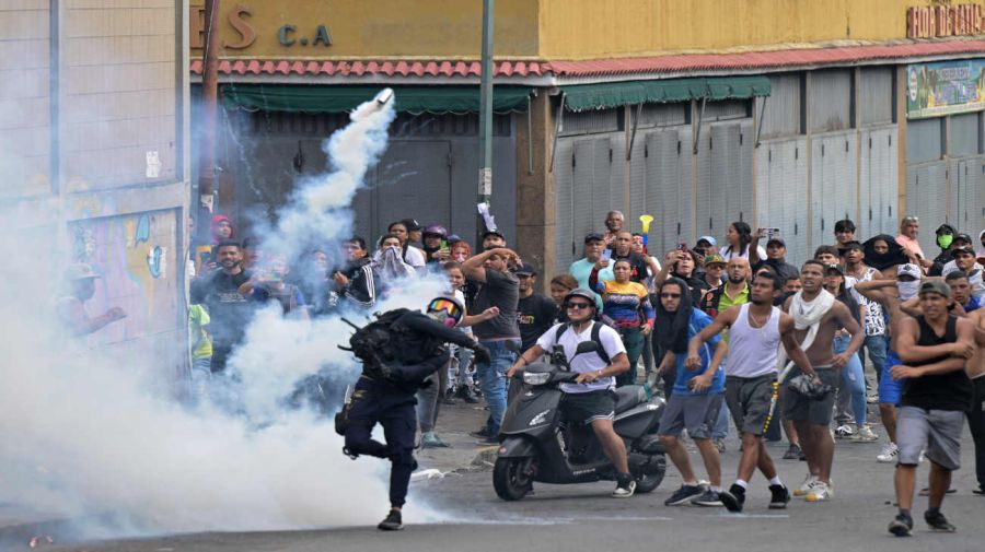 Protestas en Caracas contra un nuevo gobierno de Nicolás Maduro