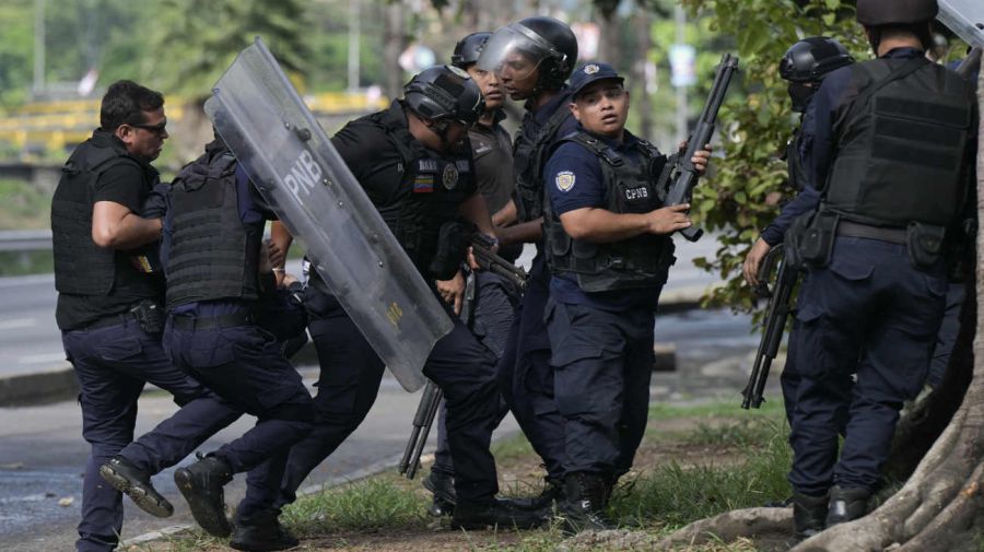 Protestas en Caracas contra un nuevo gobierno de Nicolás Maduro