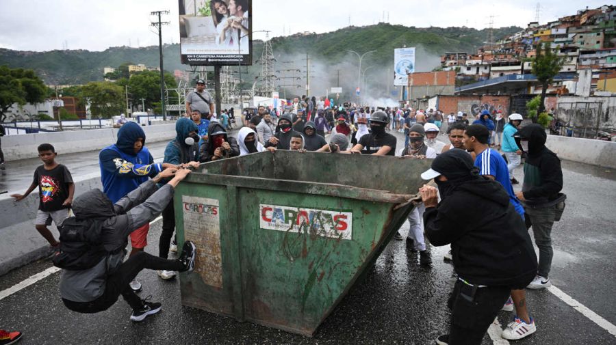 Protestas en Caracas contra un nuevo gobierno de Nicolás Maduro