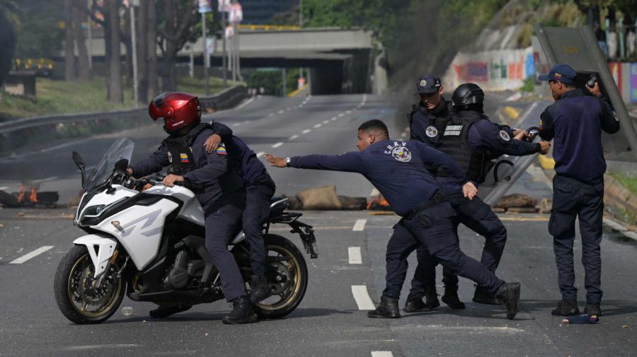 Protestas en Caracas contra un nuevo gobierno de Nicolás Maduro