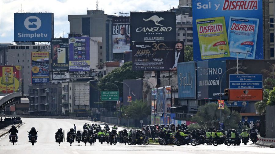 Protestas en Caracas contra un nuevo gobierno de Nicolás Maduro