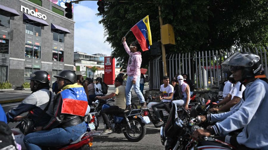 Protestas en Caracas contra un nuevo gobierno de Nicolás Maduro