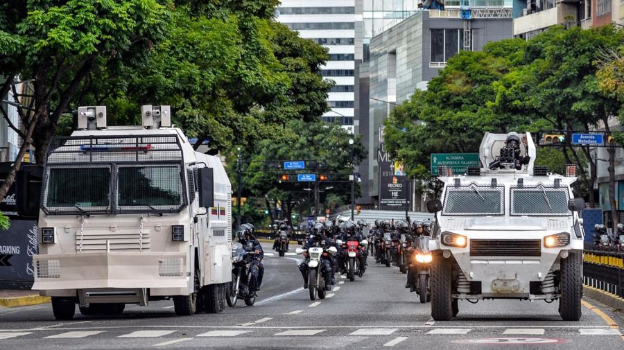 Patrulleros de la policía de Venezuela en Caracas