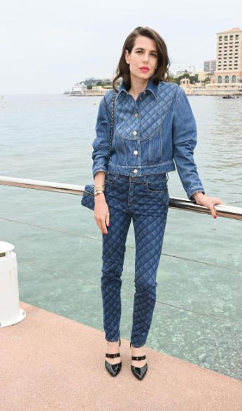 Charlotte Casiraghi look total denim